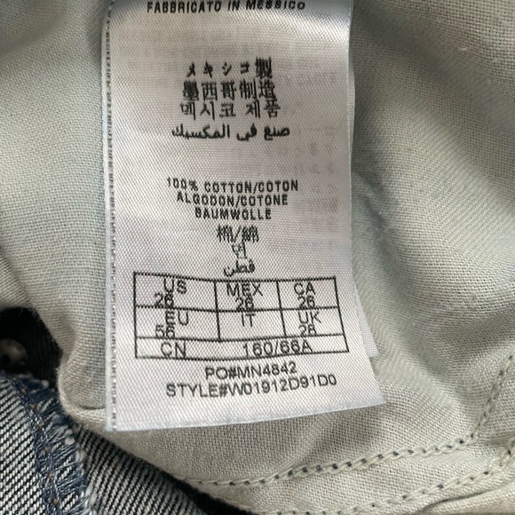 Vintage Guess Los Angeles 1981 Tomboy Roll-Up Denim Shorts - Picture 15 of 15